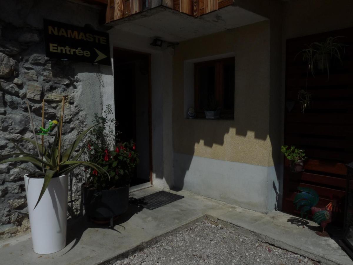 "Namaste" Chambre Zen Au Calme Saint-Jean-dʼAulps Esterno foto